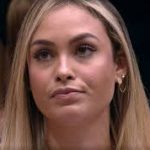 Equipe de BBB Sarah se posiciona sobre Bolsonaro: ‘simpatiza, mas não apoia’