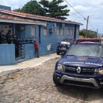 Bandidos assaltam posto de saúde e levam vacinas contra o coronavírus