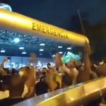 Policiais protestam e ameaçam deflagrar greve após morte de colega que teve surto em Salvador