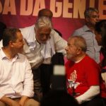 Wagner avisa a Lula que vai concorrer ao Governo da Bahia e Rui ao Senado, diz coluna