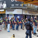 Valença: um mês após morte do PM Wesley, manifestantes percorrem as ruas pedindo respostas