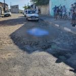 Mulher morre após ser atropelada por caçamba em Feira