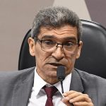 No Sebrae, deputado federal Raimundo Costa pauta cursos profissionalizantes para o município de Valença