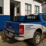Mulher é presa na BA após jogar água fervente na mãe; vítima está internada