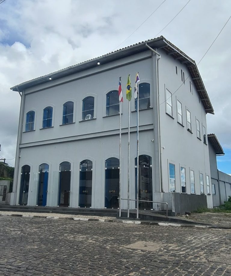 Presidente da Câmara de Cairu acata requerimento e cancela sessão eleitoral.